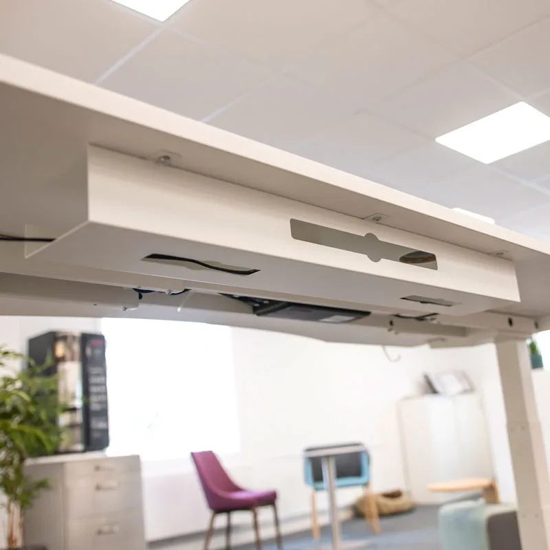 Kabelränna Up & Down – Smart kabelhantering för höj- & sänkbara skrivbord — produktbild 5