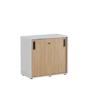 Origpic d b — Småland Skjutdörrsskåp med plastfötter – 80 cm x 73,5 cm