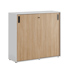 Origpic fd — Småland Skjutdörrsskåp med plastfötter – Bredd 120 cm x Höjd 109 cm, Vit, grå eller ek. Från: