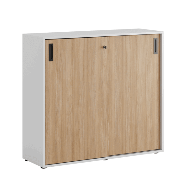 Origpic fd — Småland Skjutdörrsskåp med plastfötter – Bredd 120 cm x Höjd 109 cm, Vit, grå eller ek. Från:
