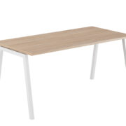 Origpic a e — Luna A – Modernt bord med fasta ben i A-form för det moderna kontoret