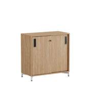 Origpic fc b — Småland Skjutdörrskåp ek med metallfötter –  80 cm x  73,5 cm