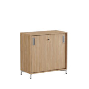 Origpic e fa — Småland Skjutdörrskåp ek med metallfötter –  80 cm x  73,5 cm