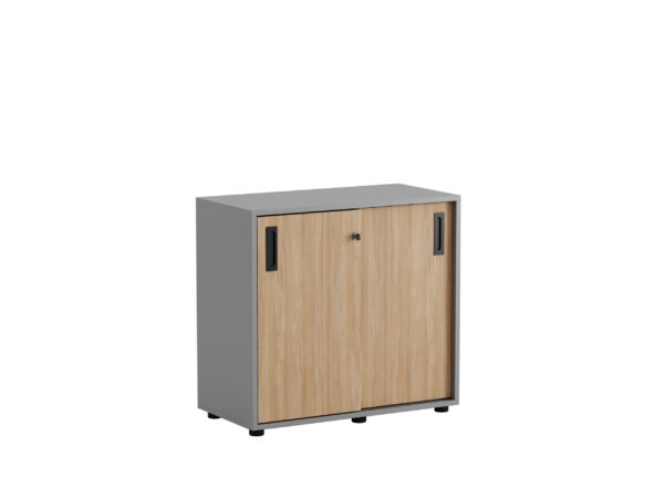 Origpic — Småland Skjutdörrskåp grå med plast fötter – 80 cm x 73,5 cm