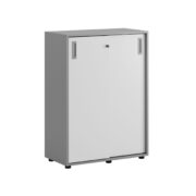 Origpic d — Småland Skjutdörrsskåp grå med plastfötter – Bredd 80 cm x Höjd 109 cm, Vit, grå eller ek. Från: