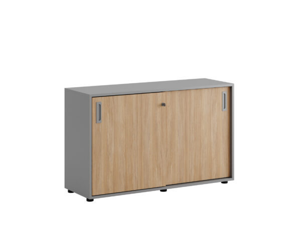 Origpic ae — Småland Skjutdörrskåp grå med plastfötter – Bredd 120 cm x Höjd 73,5 cm, Vit, grå eller ek. Från
