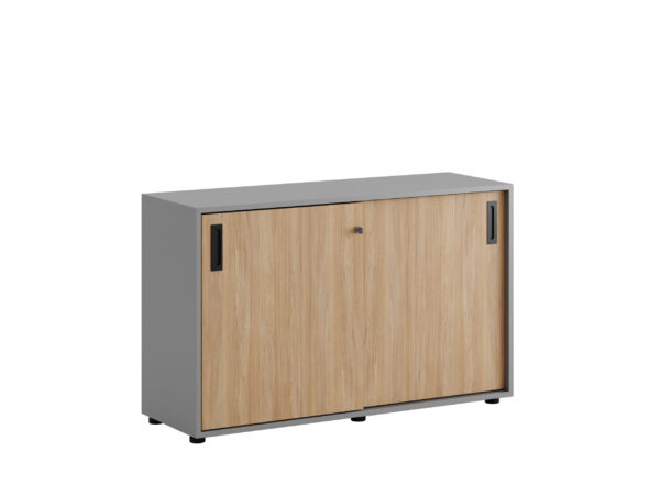 Origpic f e — Småland Skjutdörrskåp grå med plastfötter – Bredd 120 cm x Höjd 73,5 cm, Vit, grå eller ek. Frå