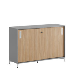 Origpic a — Småland Skjutdörrskåp grå med metallfötter – Bredd 120 cm x Höjd 80 cm, Vit, grå eller ek. Från: