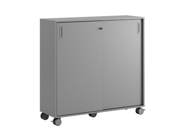 Origpic bfa c — Småland Skjutdörrskåp grå med hjul – Bredd 120 cm x Höjd 116 cm, Vit, grå eller ek. Från: