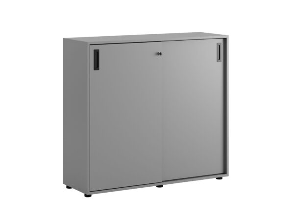 Origpic ac c — Småland Skjutdörrskåp grå med plastfötter – Bredd 120 cm x Höjd 109 cm, Vit, grå eller ek. Frå