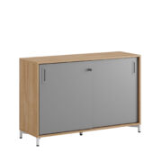 Origpic ec — Småland Skjutdörrskåp ek med metallfötter – Bredd 120 cm x Höjd 80 cm, Vit, grå eller ek. Från: