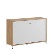 Origpic f — Småland Skjutdörrskåp ek med metallfötter – Bredd 120 cm x Höjd 80 cm, Vit, grå eller ek. Från: