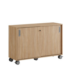 Origpic e caf — Småland Skjutdörrskåp ek med hjul – 120×81 cm