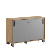 Origpic f a a — Småland Skjutdörrskåp ek med hjul – 120×81 cm