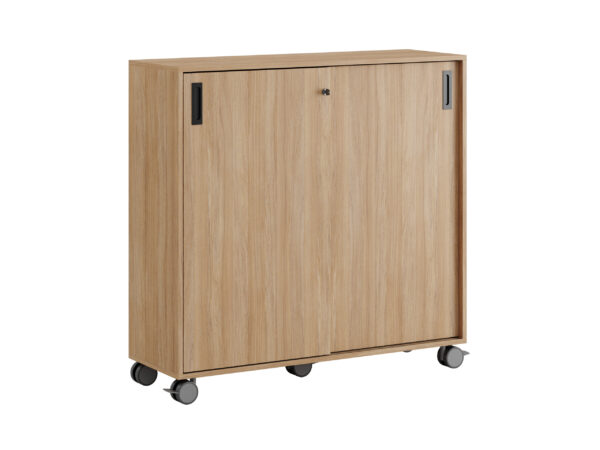 Origpic f — Småland Skjutdörrskåp ek med hjul – 120×116 cm
