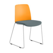 Origpic ec e — Choice – Stol med tygsits, plastrygg och vita medar