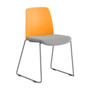 Origpic d — Choice – Stol med tygsits, plastrygg och silvergrå medar