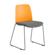 Origpic b — Choice – Stol med tygsits, plastrygg och silvergrå medar