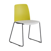 Origpic a d — Choice – Stol med tygsits, plastrygg och svarta medar