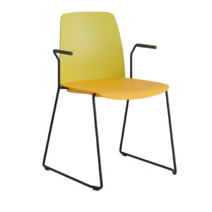 Origpic d — Choice – Stapelbar stol i plast med vita medar och armstöd