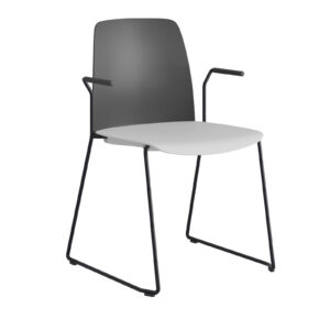 Origpic cf — Choice – Stapelbar stol i plast med vita medar och armstöd