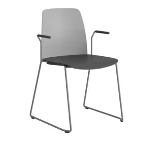 Origpic f — Choice – Stapelbar stol i plast med silvergrå medar och armstöd