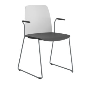 Origpic d — Choice – Stapelbar stol i plast med silvergrå medar och armstöd