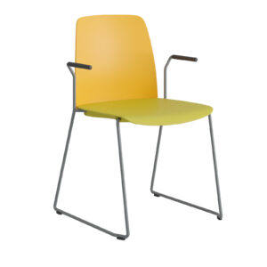 Origpic f a — Choice – Stapelbar stol i plast med silvergrå medar och armstöd