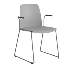 Origpic fcbb a — Choice – Stapelbar stol i plast med silvergrå medar och armstöd