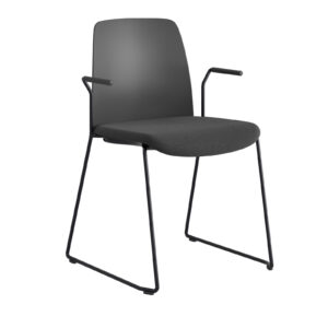 Origpic eb — Choice – Stol med tygsits, plastrygg , svarta medar och armstöd.