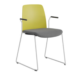 Origpic ff c — Choice – Stol med tygsits, plastrygg , vita medar och armstöd.