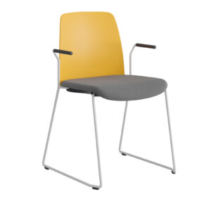 Origpic fb ce — Choice – Stol med tygsits, plastrygg , vita medar och armstöd.