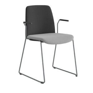 Origpic d — Choice – Tygklädd stapelbar stol med silvergrå medar och armstöd