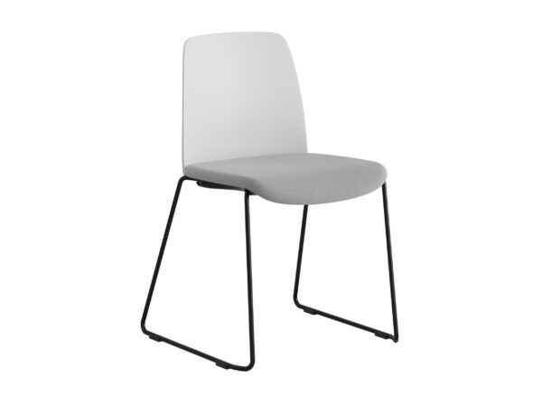 Choice – Stol med tygsits, plastrygg och svarta medar