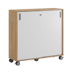 Småland Skjutdörrskåp ek med hjul – 120×116 cm