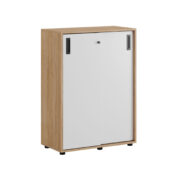 Småland Skjutdörrskåp ek med plastfötter – Bredd 80 cm x Höjd 109 cm, Vit, grå eller ek. Från: