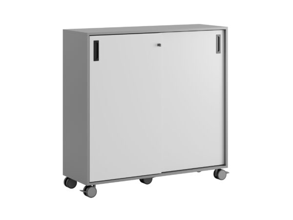 Småland Skjutdörrskåp grå med hjul – Bredd 120 cm x Höjd 116 cm, Vit, grå eller ek. Från: