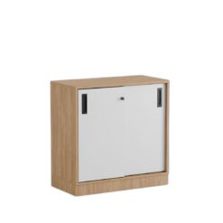 Småland Skjutdörrskåp ek med sockel – 80 cm x 80 cm