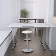 Elevate Dual Monitor Arm 52 – Gasfjädrad dubbel monitorarm 3–8 kg