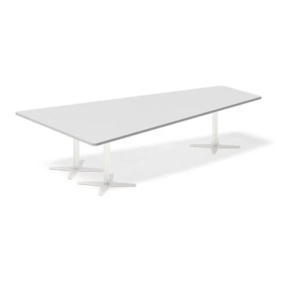 Konferensbord trapetsformat 320×120 cm 12 pers – DNA