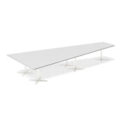 Konferensbord trapetsformat 500×120 cm 20+ pers – DNA