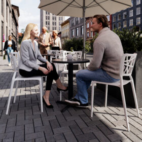Ferrea bord med rund 85 cm skiva
